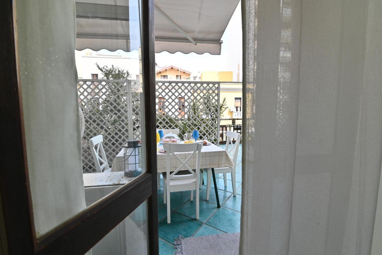 Izzhome Holiday Terrace Cagliari Exteriör bild