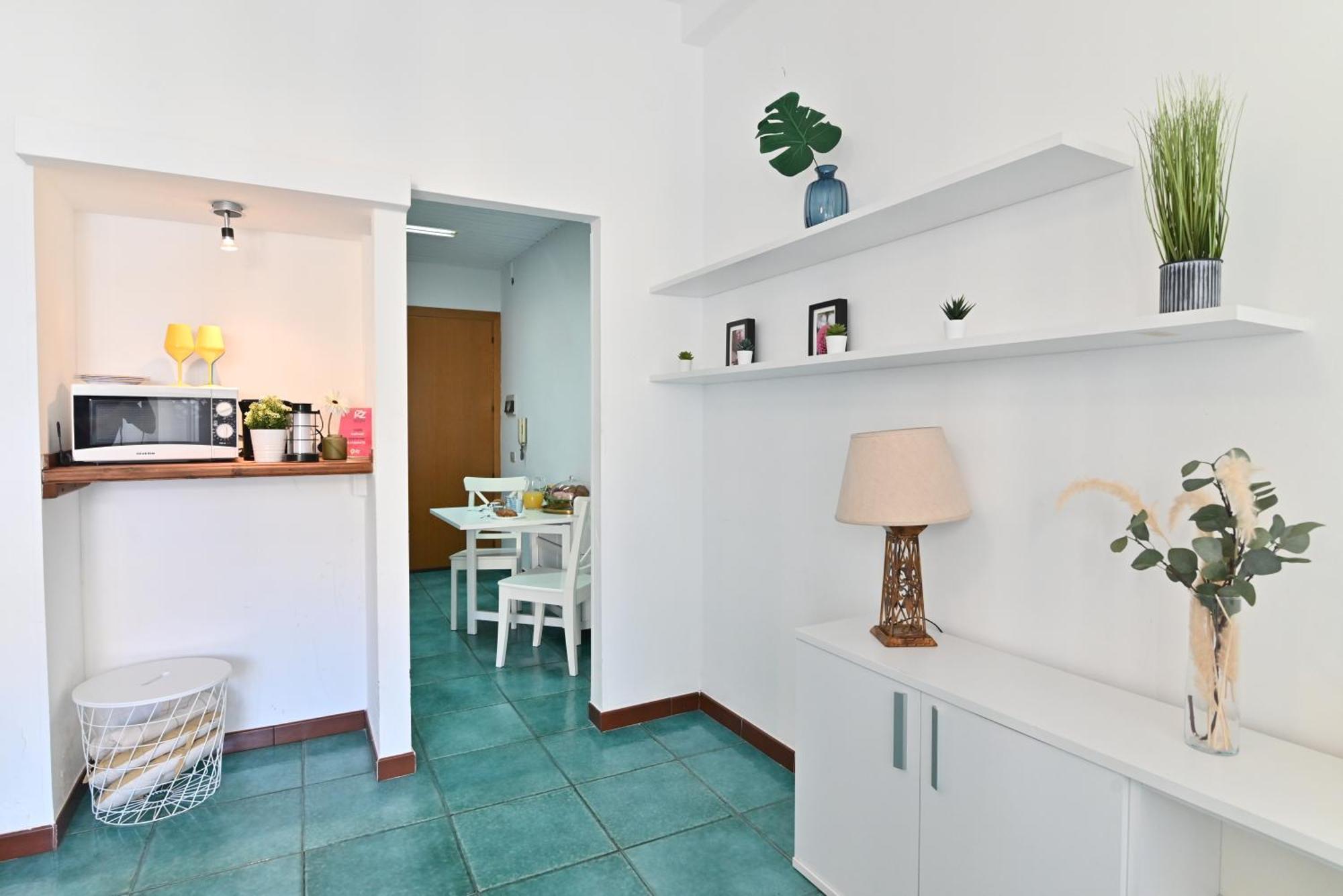 Izzhome Holiday Terrace Cagliari Exteriör bild